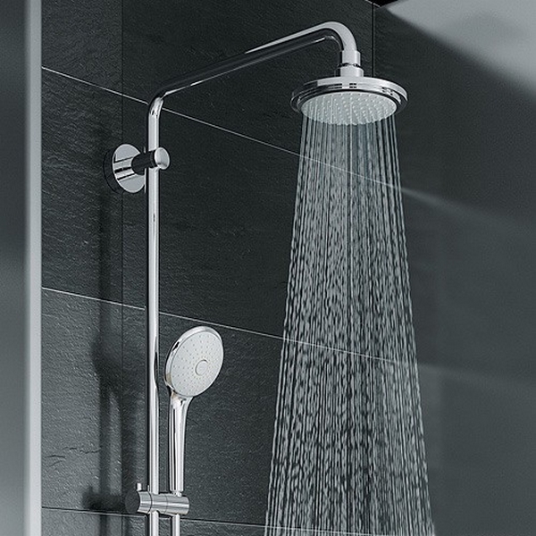 GROHE Euphoria System 180 Sprchový systém s jednopákovou baterií na omítku Chrom #27473000